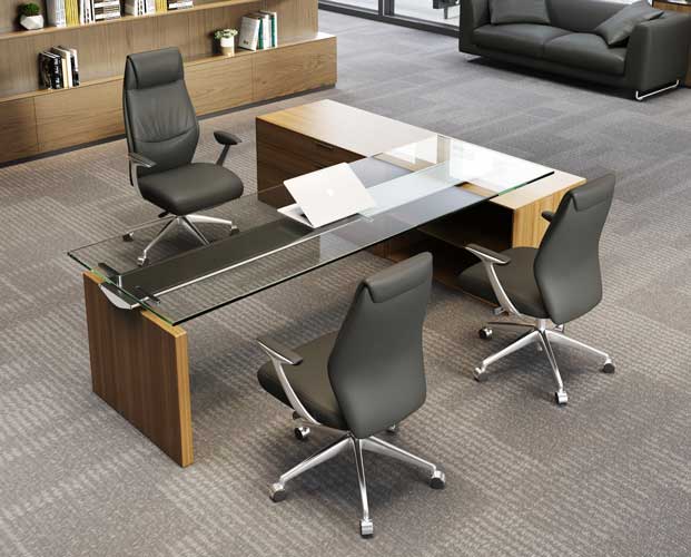 Black Leather Office Chairs At Desk
